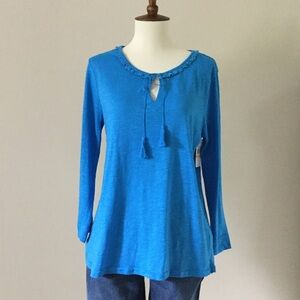 ⭐️ Two by Vince Camuto Bright Blue Long Sleeve top Size S